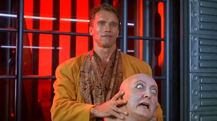 "Вспомнить все" (Total Recall, 1990)