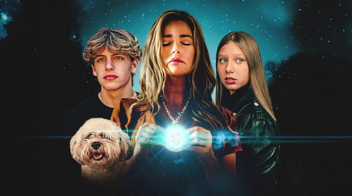 Эллиот и магический шар (2024)