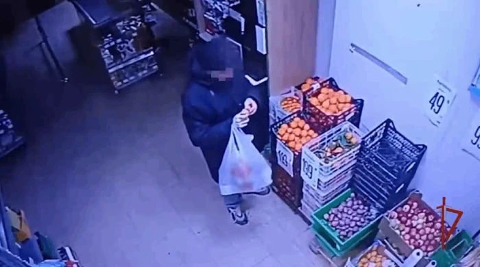 Поесть мандаринов, запивая водярой, решил 39-летний рецидивист