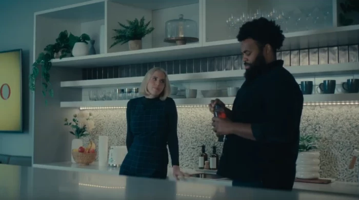 В Лос-Анджелесе обычный неудачник музыкант Люк Мерритт