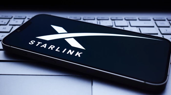 Парень так устал от постоянных блокировок РКН, что переехал в Калининград и установил там Starlink